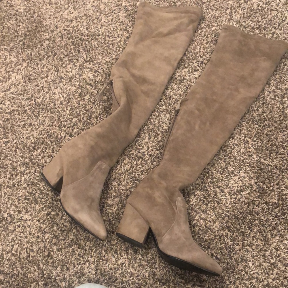 Goodnight Macaroon over the knee boots - Picture 4 of 5